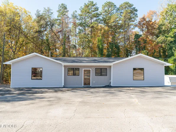 223 Hannah Dr, Oliver Springs, TN 37840