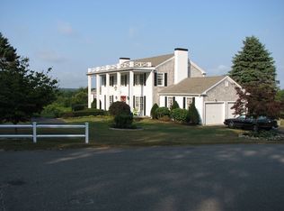 128 Hathaway Rd, Dartmouth, MA 02747