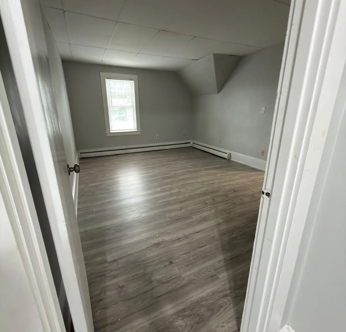5 bed, $4,300 — Photo 4