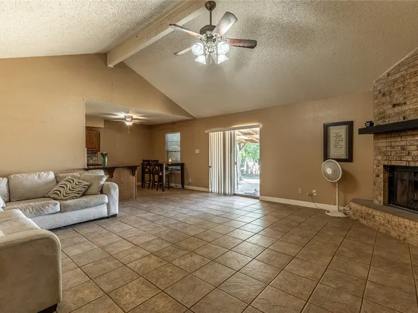 926 Vail Highlands, Hewitt, TX 76643