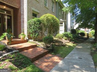 1637 Ridenour Pkwy NW, Kennesaw, GA 30152