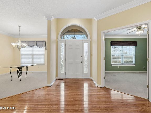 5th image of 223 Tahlequah Dr