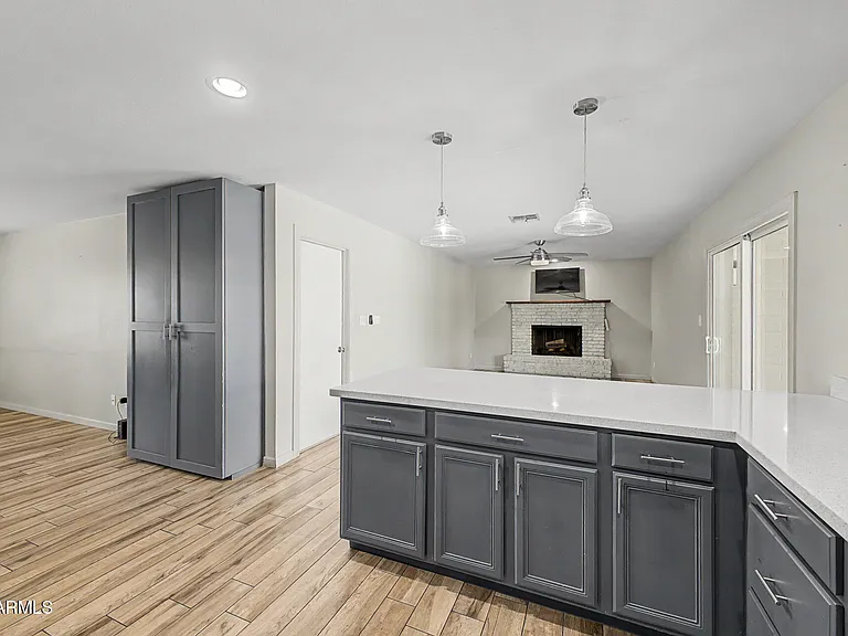 10217 N 37th Ave — Photo 11