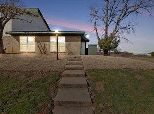 1402 S Carrier Pkwy APT 410, Grand Prairie, TX 75051
