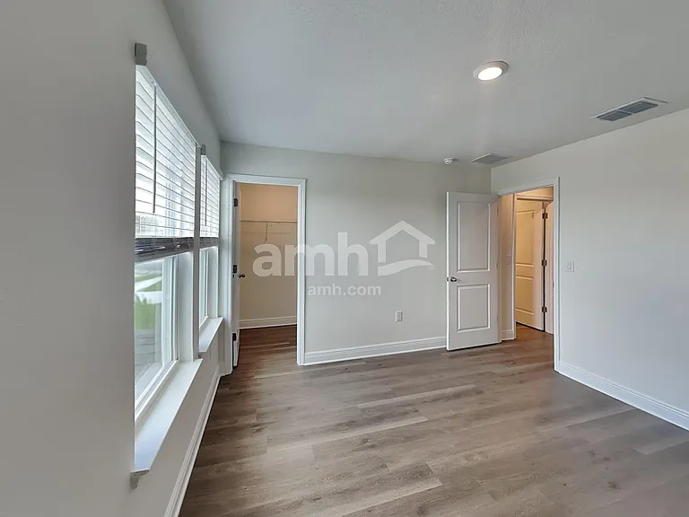 3716 Center Cove Ln — Photo 19