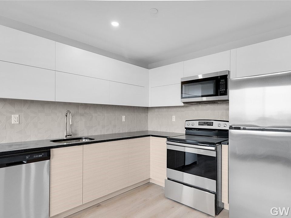 1st image of 92 Linden Blvd #4A