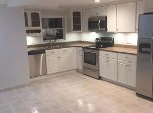 31 Paulding Ln, Crompond, NY 10517