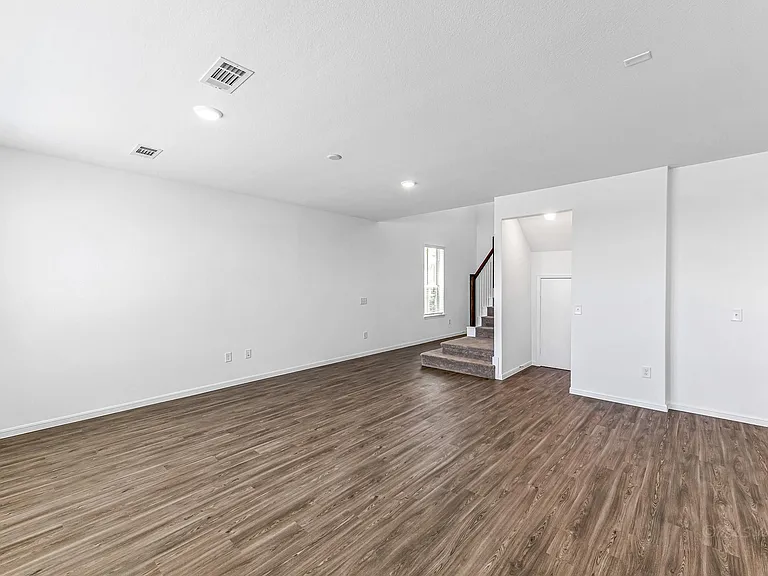 1029 Laguna Cove Dr — Photo 15