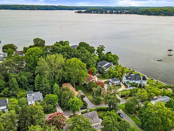 2nd image of 7 Riverview Rd