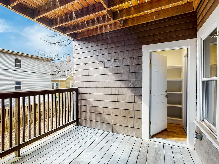 8 Brastow Ave #3L — Photo 16