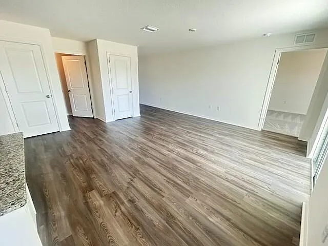 1252 Stone Ridge Cir — Photo 7