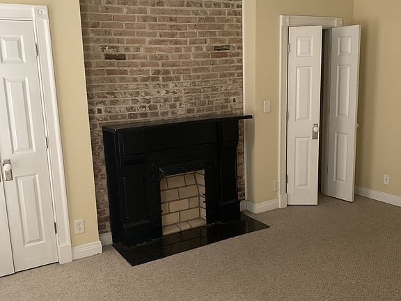 Large Bedroom with closet