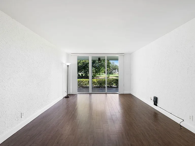 2851 S Palm Aire Dr #107 — Photo 19