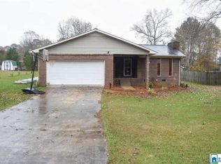 1937 Little John Dr, Oxford, AL 36203