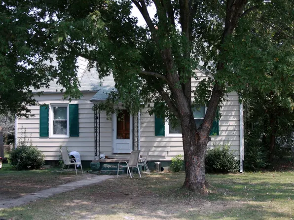 1806 Watts Ln, Richmond, VA 23223