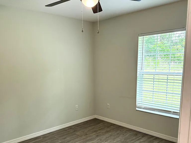 2343 NW 58th Pl — Photo 8