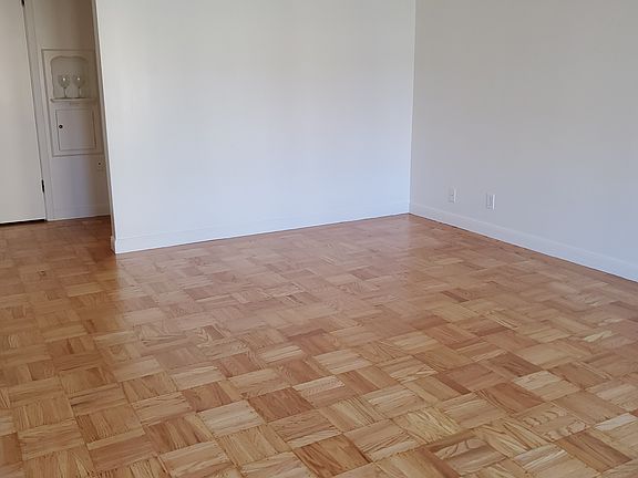 4th image of 1539 Kirkham St APT 3