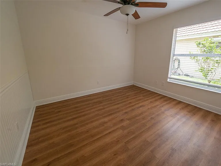 11394 Waterford Village Dr — Photo 14