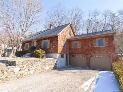 9 Country Dr, Norwich, CT, 06360
