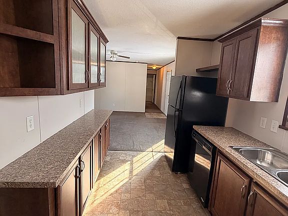 5th image of 84 Dunlap Cir #84B