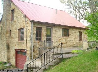 31 Alza Ln, Fairmont, WV 26554