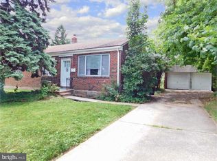 2028 Rhawn St, Philadelphia, PA 19152