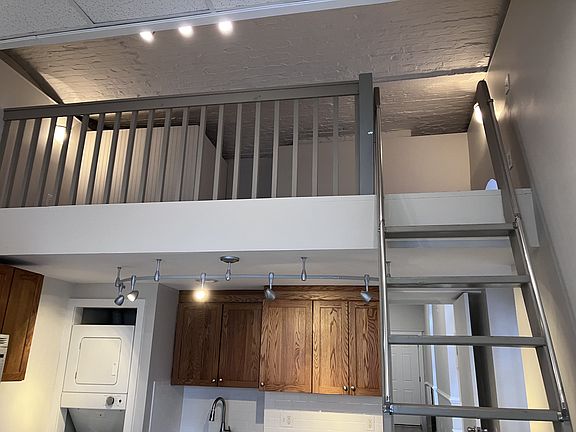 2nd image of 94 Captains Row