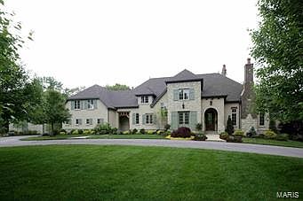 1st image of 15 Huntleigh Woods