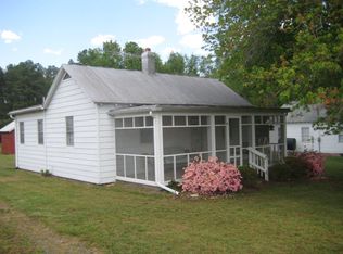 447 Coan Stage Rd, Heathsville, VA 22473