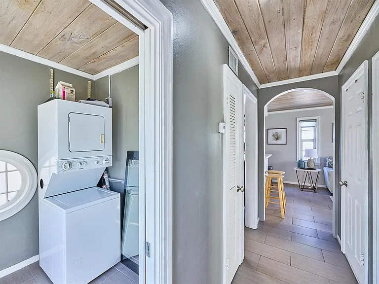 1214 E Atlantic Ave #1 — Photo 17