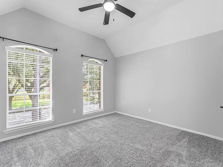 3319 Vista Lake Dr — Photo 14