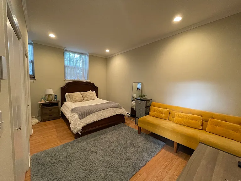 743 E 4th St #103 — Photo 6
