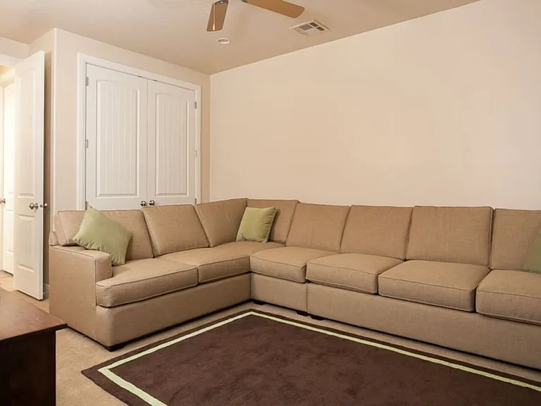 N Coral Ridge Dr — Photo 53
