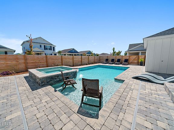 2nd image of 1517 Sundew Ave