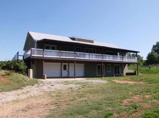 1370 Ridgeway Rd, Bogart, GA 30622