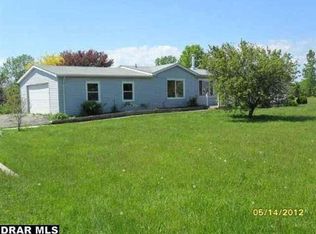 6843 S Newport Rd, Newport, MI 48166