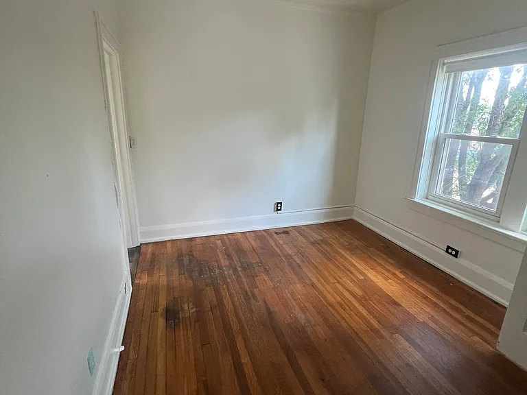 651 S Peoria Ave #6 — Photo 4