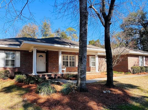 1000 Cherry Laurel St