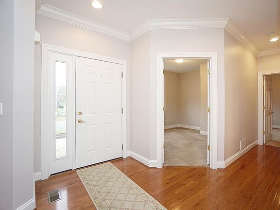 3rd image of 4720 Mallard Creek Dr