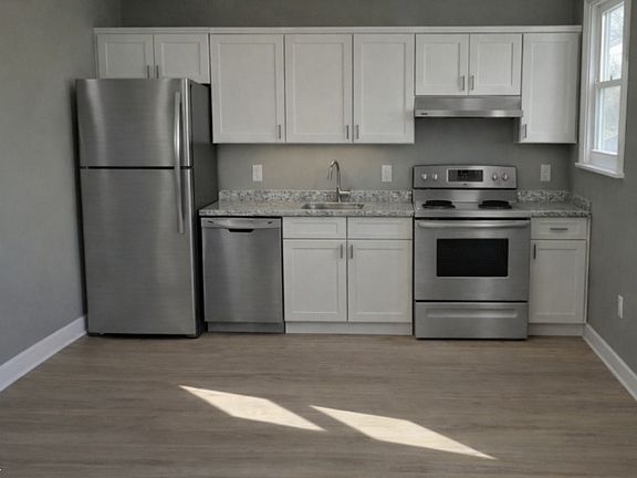 5th image of 235 S 7th