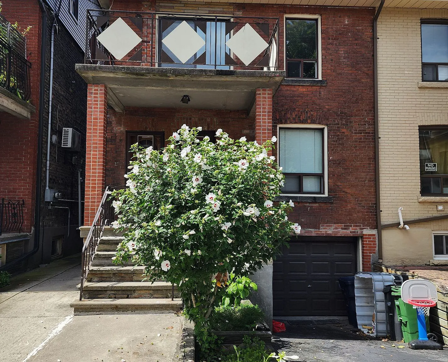 2 bed, $2,800 — Photo 2