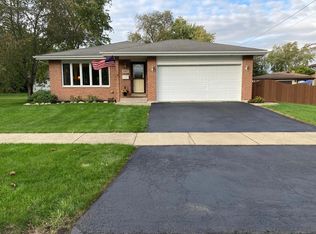 207 W 27th Pl, South Chicago Heights, IL