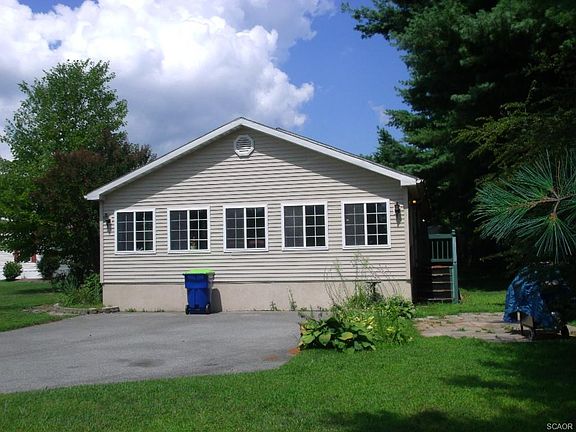 2nd image of 26341 Creekwood Cir