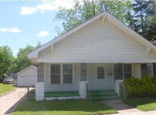 1114 N State St, Augusta, KS 67010
