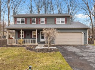 107 Bent Tree Ln, Baldwinsville, NY 13027