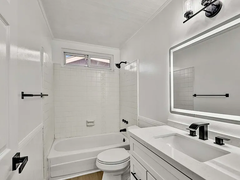 9882 Kings Canyon Dr — Photo 25