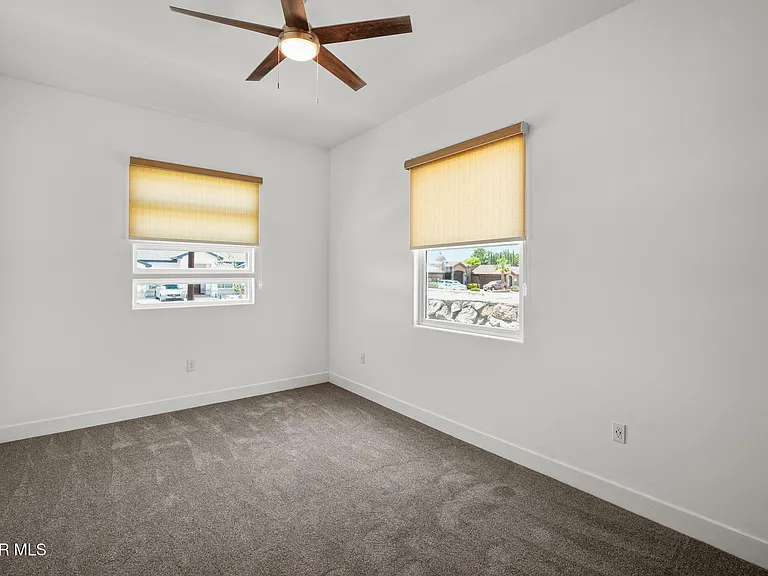 11337 Ardelle Ave — Photo 41