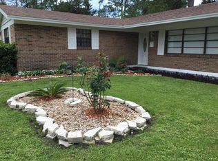 2806 Elisa Dr W, Jacksonville, FL 32216