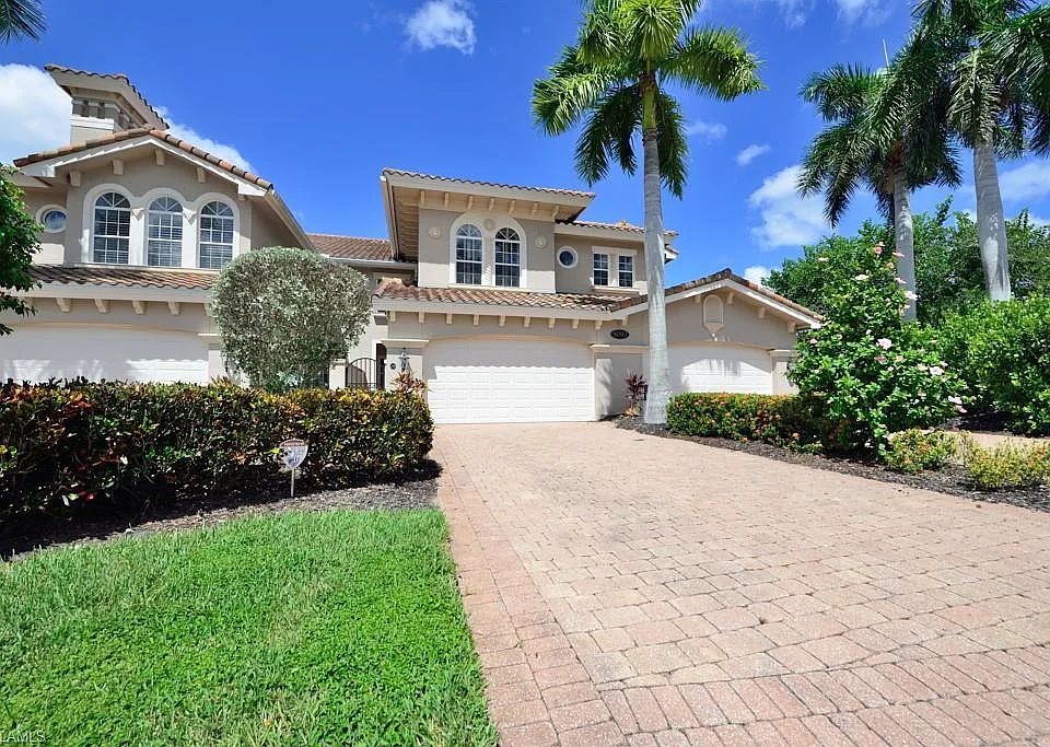 9097 Cherry Oaks Trl #102