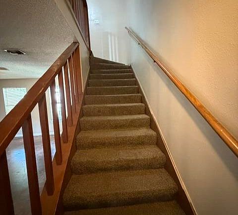 4th image of 900 Provost St APT 34